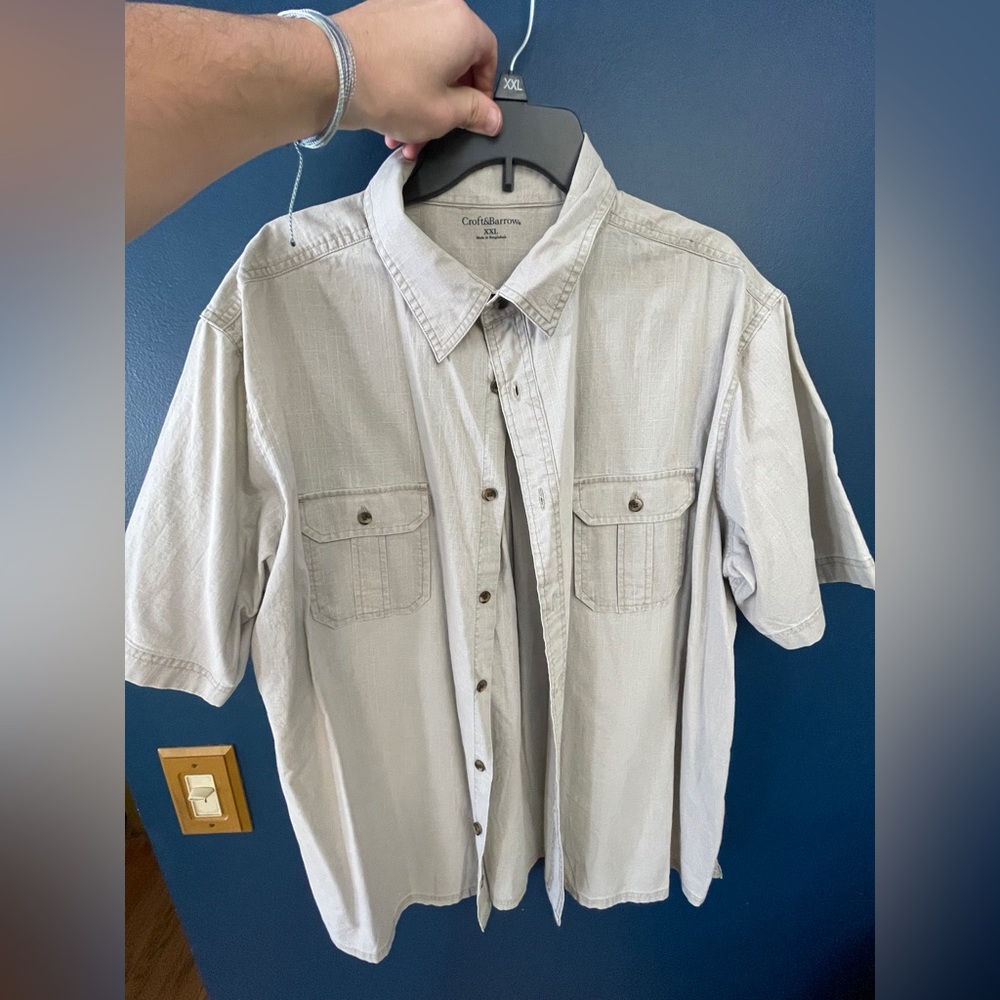 Croft & Barrow Men's Light Gray Short Sleeve Button Down Shirt